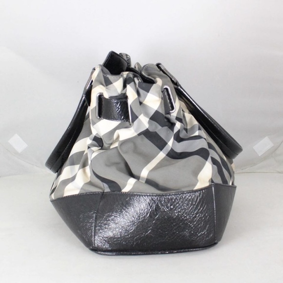 BURBERRY #20978 Grey Checkered Tote - Picture 3 of 8